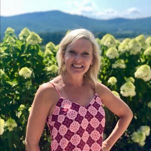 Meet your Posher, Anna barrett